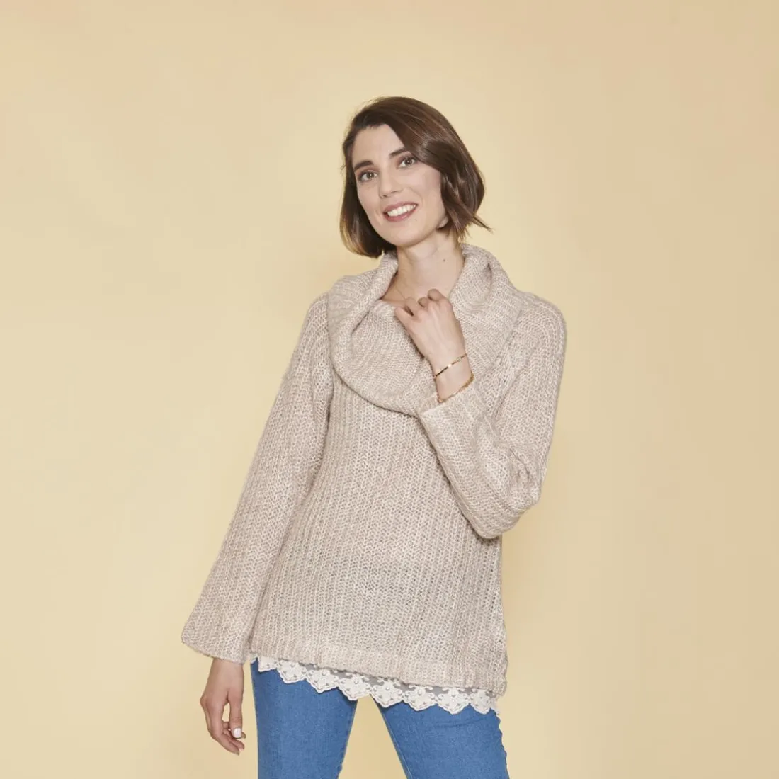 Pull col à revers manches longues dentelle sur bas femme - Rose Clair