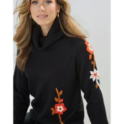 Pull col montant avec broderie florale noir
