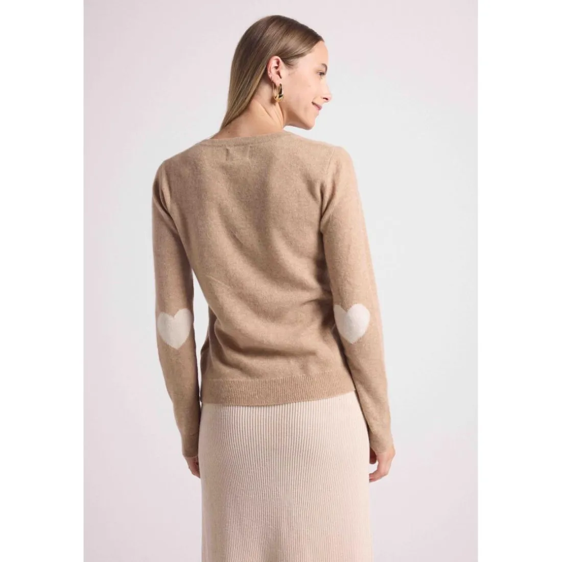 Pull col rond coudes cœurs ZAIME en cachemire new beige creme et coeurs blanc