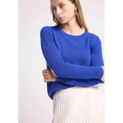 Pull col rond coudes cœurs femme ZAIME en cachemire bleu roi et coeurs blanc