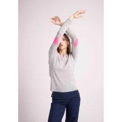 Pull col rond coudes cœurs femme ZAIME en cachemire gris et coeurs rose