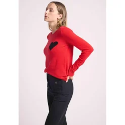 Pull col rond love heritage ZAPHIRA en cachemire rouge et cœur noir