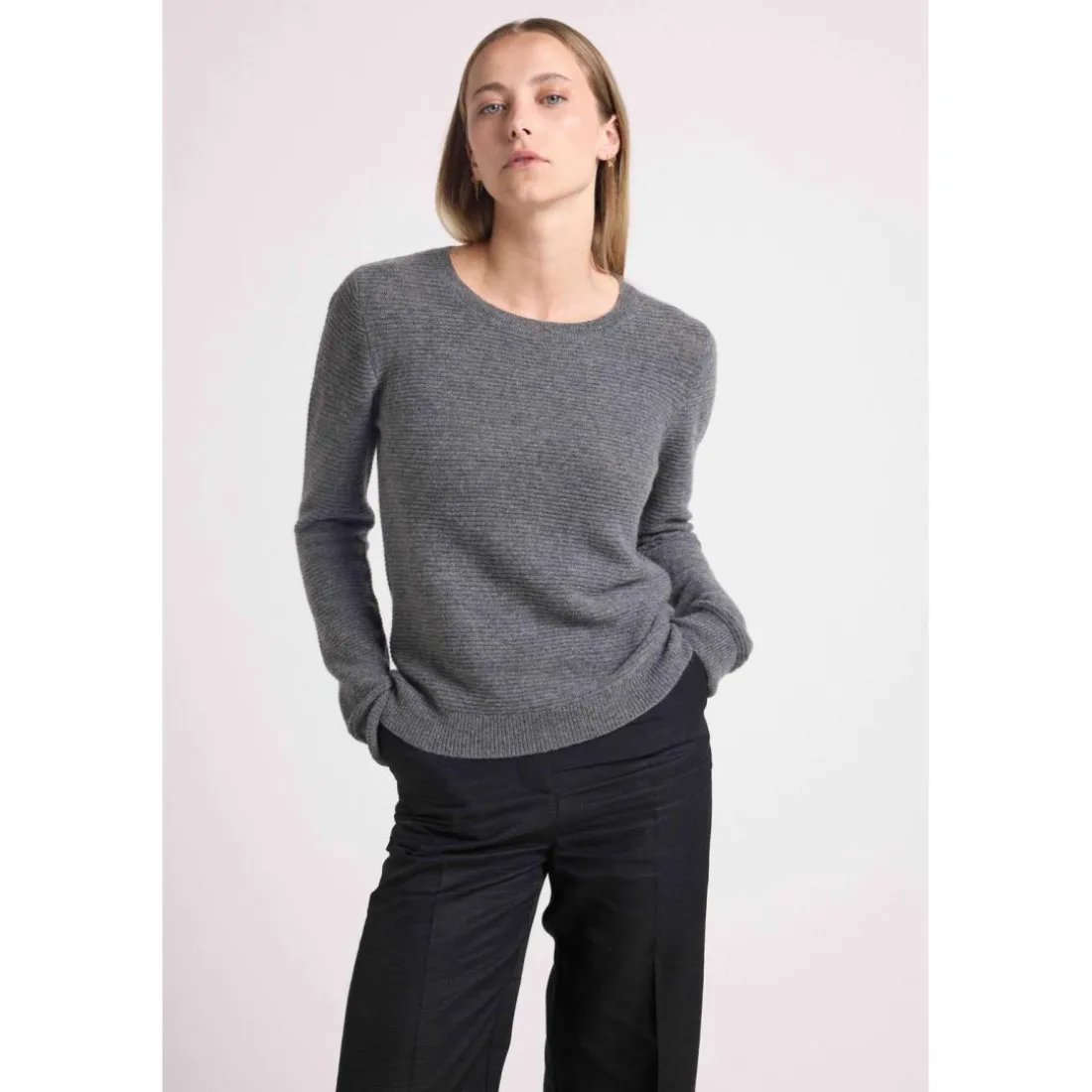 Pull col rond mailles plates JULIETTE en cachemire gris
