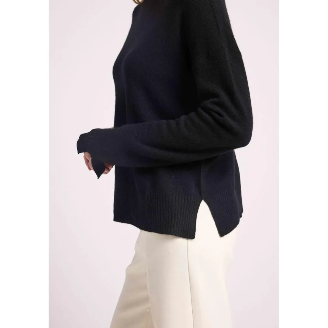 Pull col rond oversize ROMY en cachemire noir