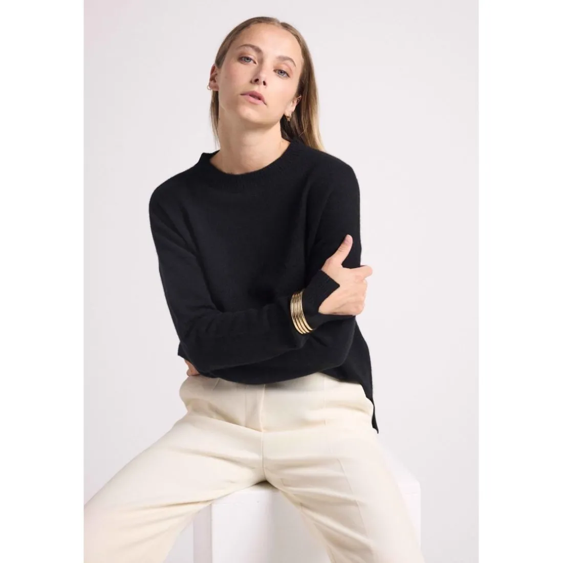 Pull col rond oversize ROMY en cachemire noir