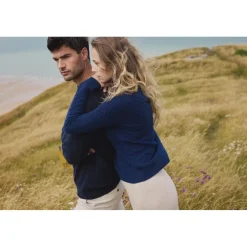 Pull col rond torsades RAPHAELLE en cachemire bleu marine