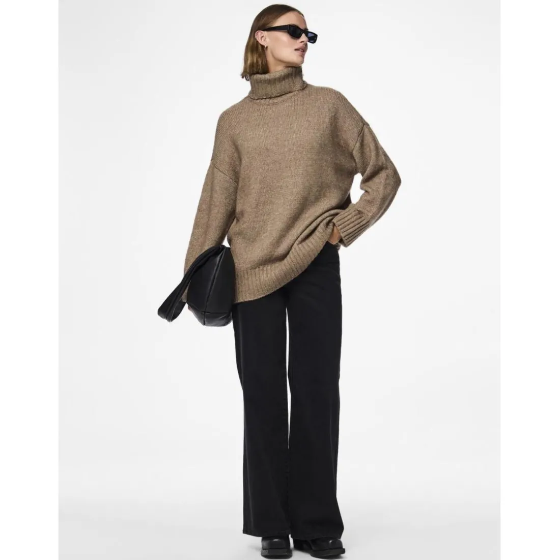 Pull en maille col montant marron Tara