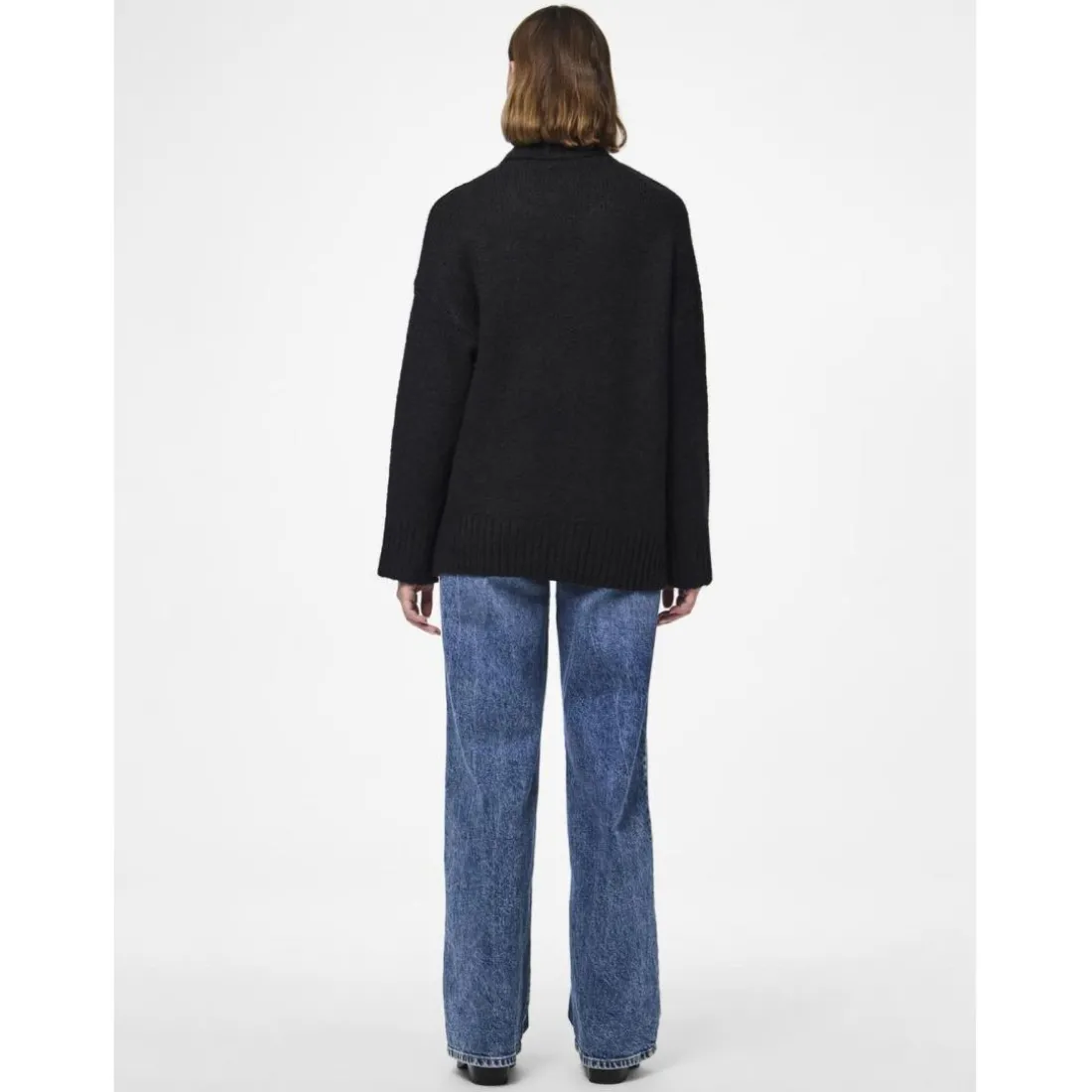 Pull en maille col montant noir Beth
