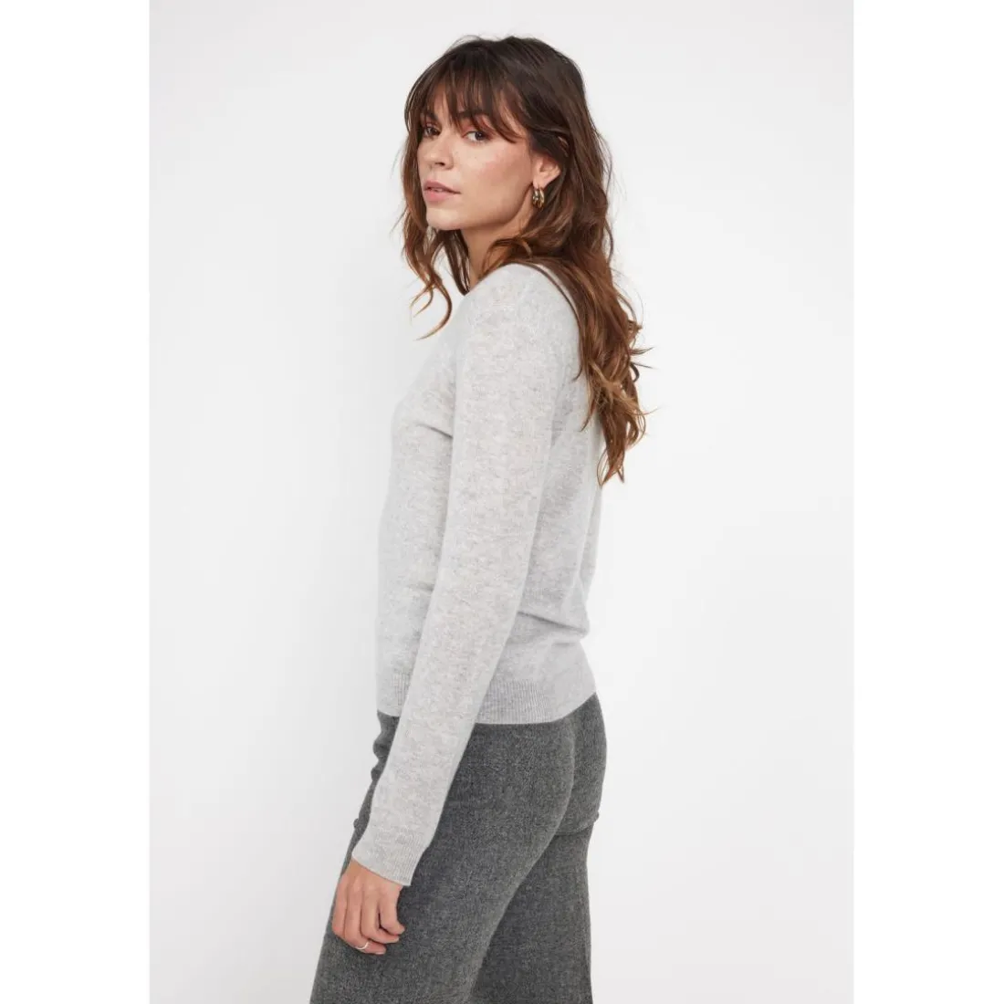 Pull femme col rond ZARA en cachemire gris perle