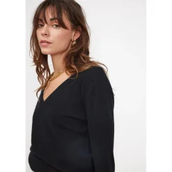 Pull femme col V ZEFINA en cachemire noir