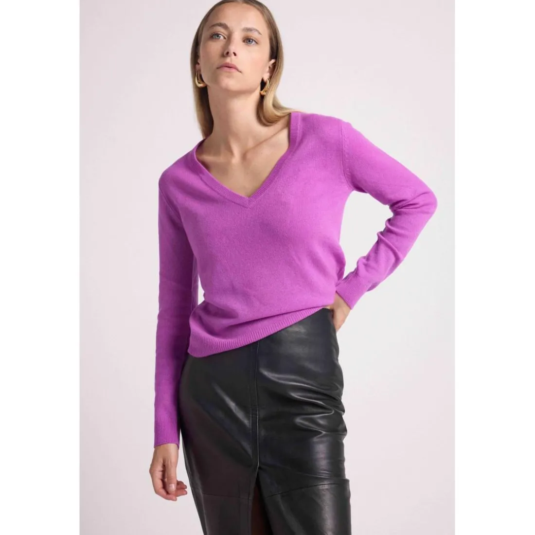 Pull femme col V ZEFINA en cachemire violet