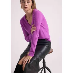 Pull femme col V ZEFINA en cachemire violet