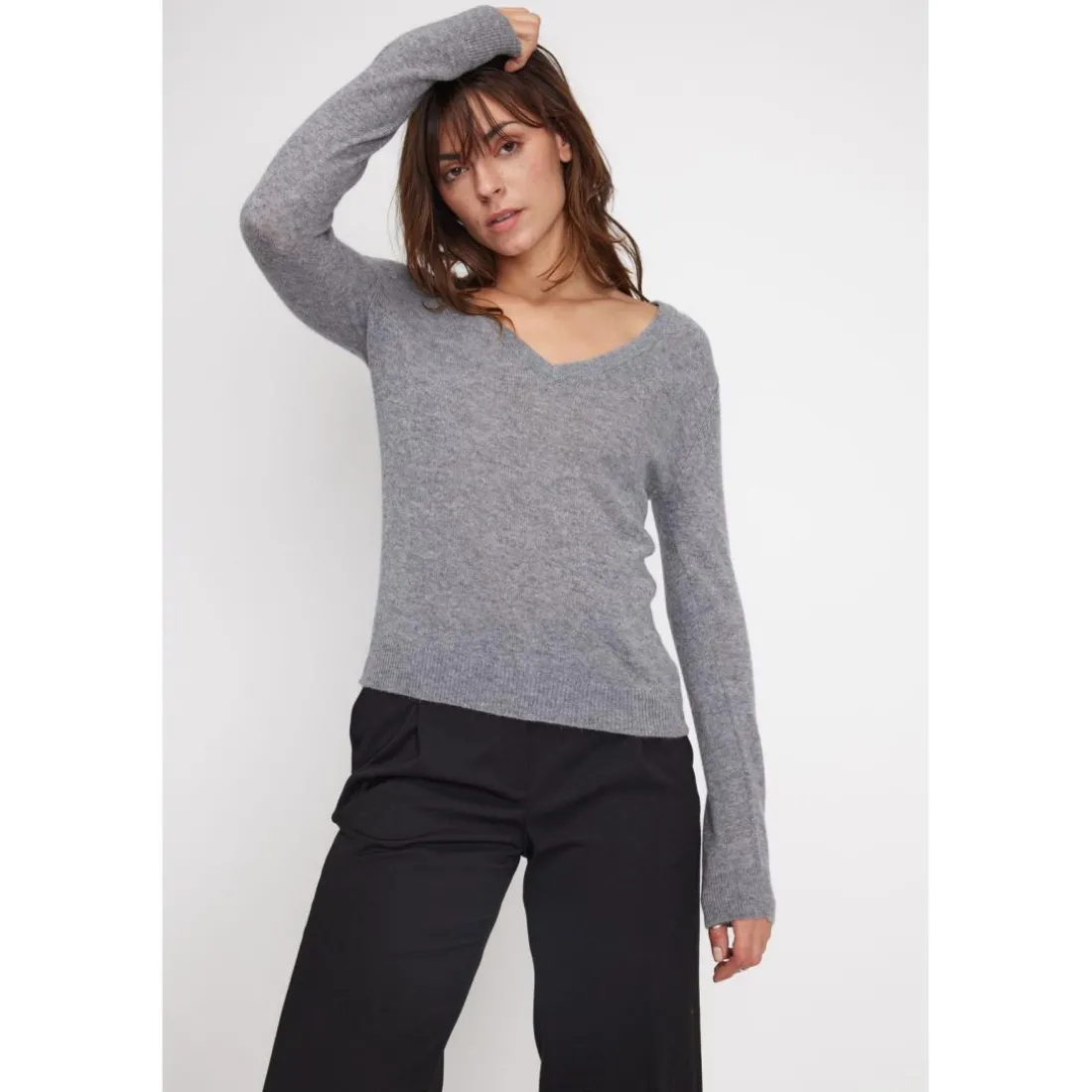 Pull femme col V ZEFINA en cachemire gris fonce