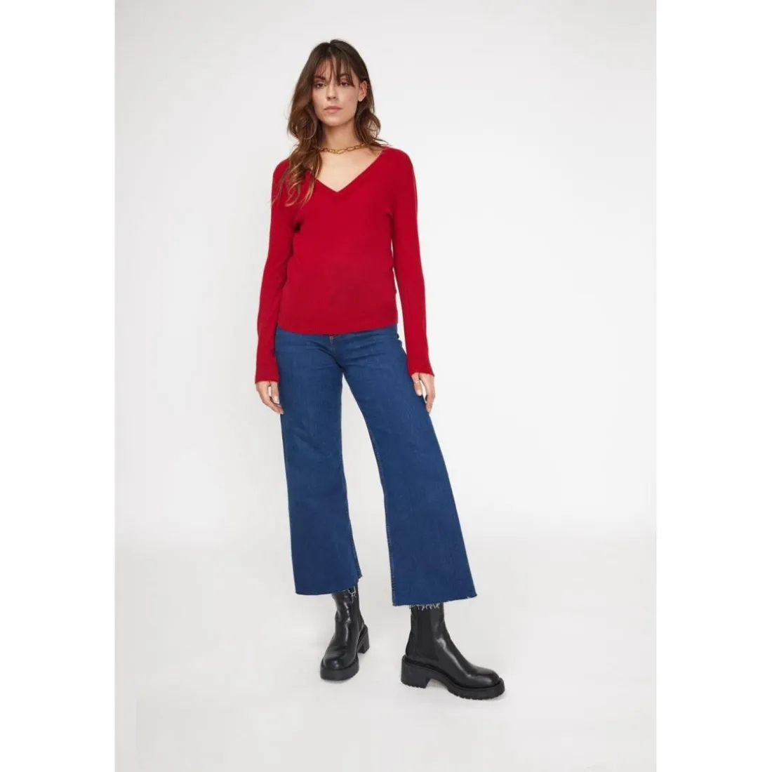 Pull femme col V ZEFINA en cachemire rouge