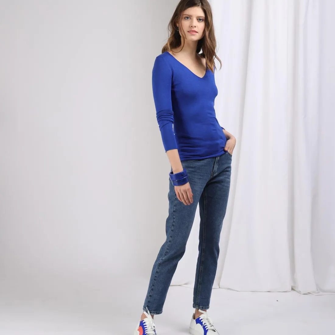 Pull fin col V James en viscose