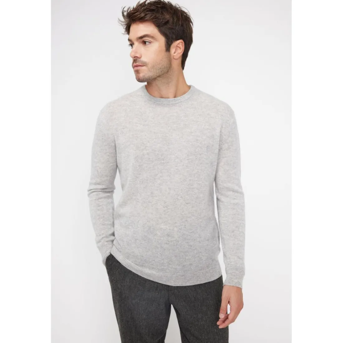 Pull homme col rond ZACH en cachemire gris perle