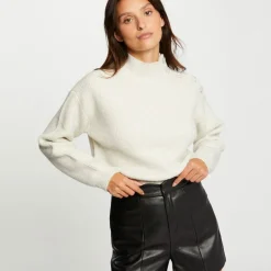 Pull manches longues avec boutons ivoire en viscose