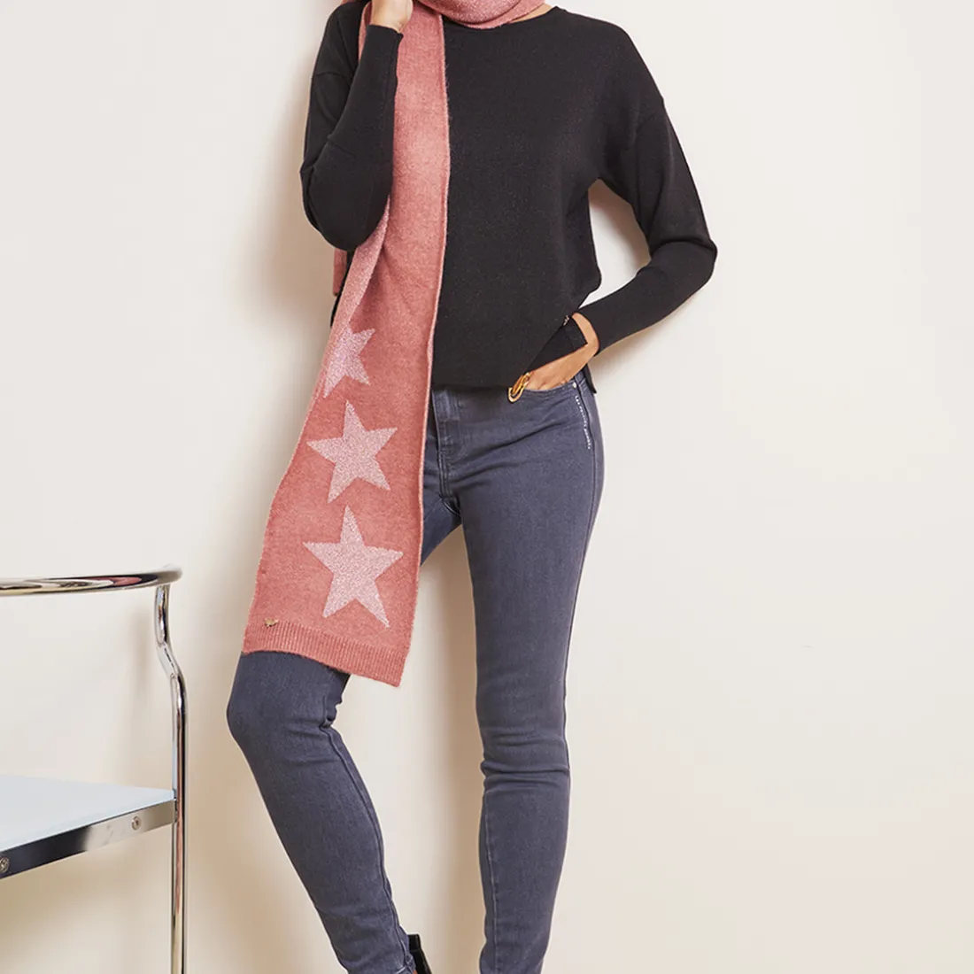 Pull noir