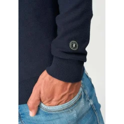 Pull ORAS bleu en coton