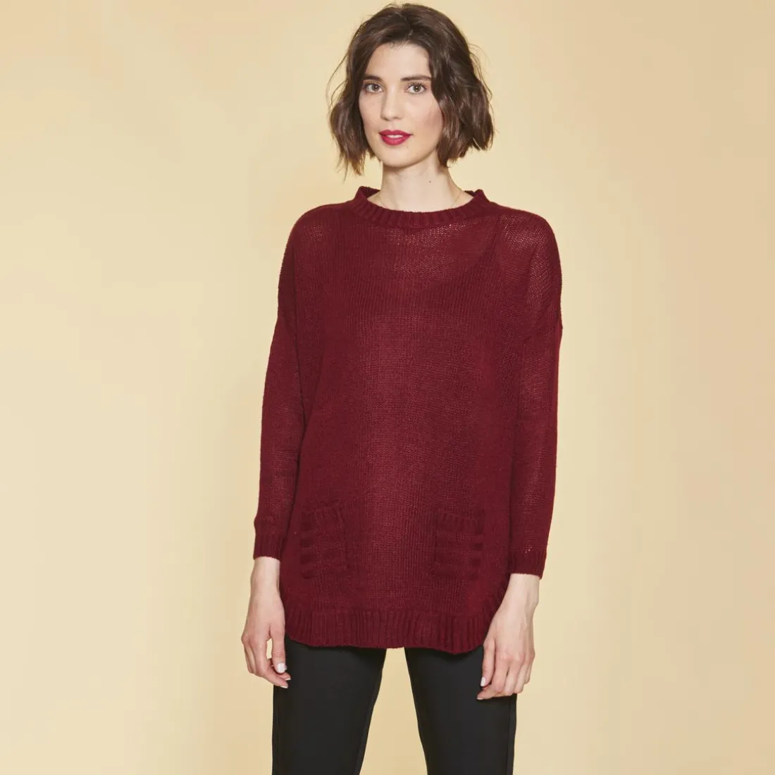 Pull poches plaquées bas arrondi fendu et dos croisé femme - Rouge Grenat
