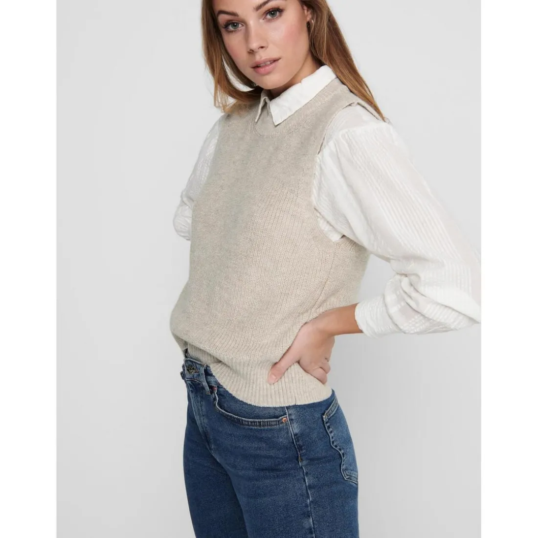 Pull sans manches beige
