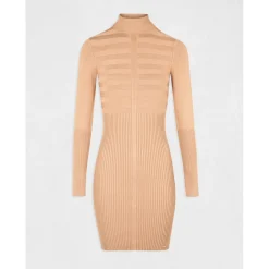Robe ajustée col roulé maille fine beige en viscose