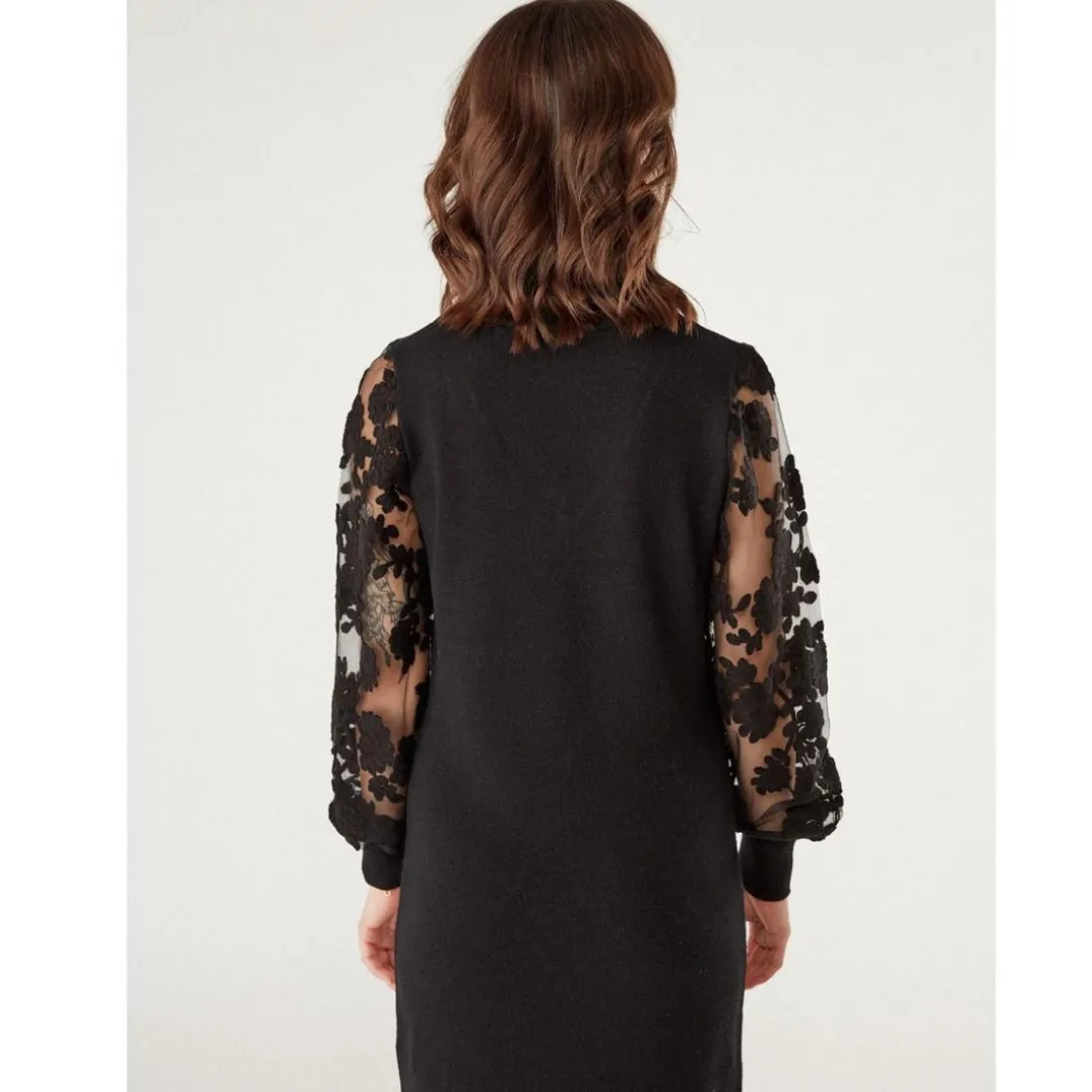 Robe bi-matière détails manches