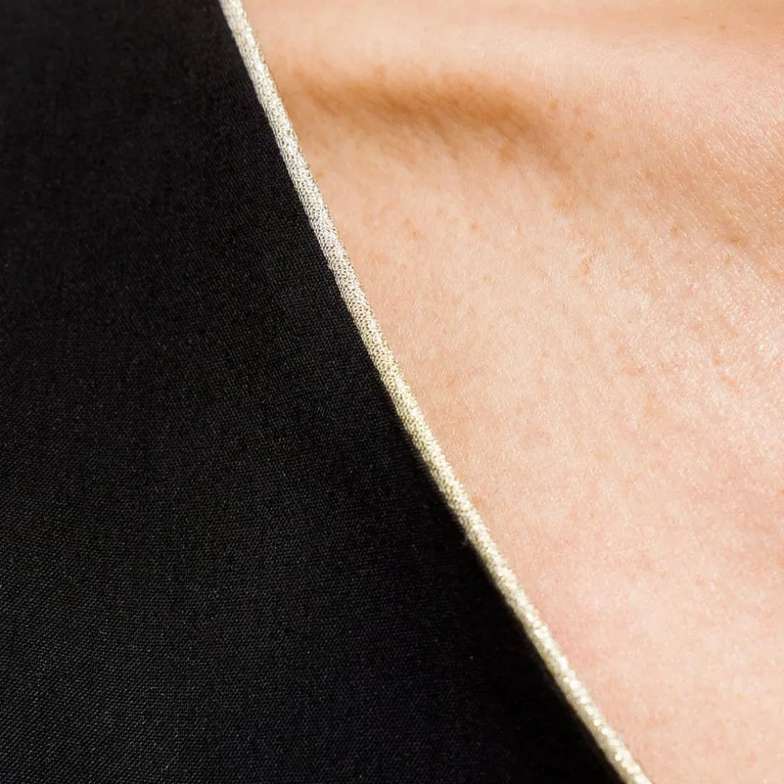 Robe Caméléon noire en viscose