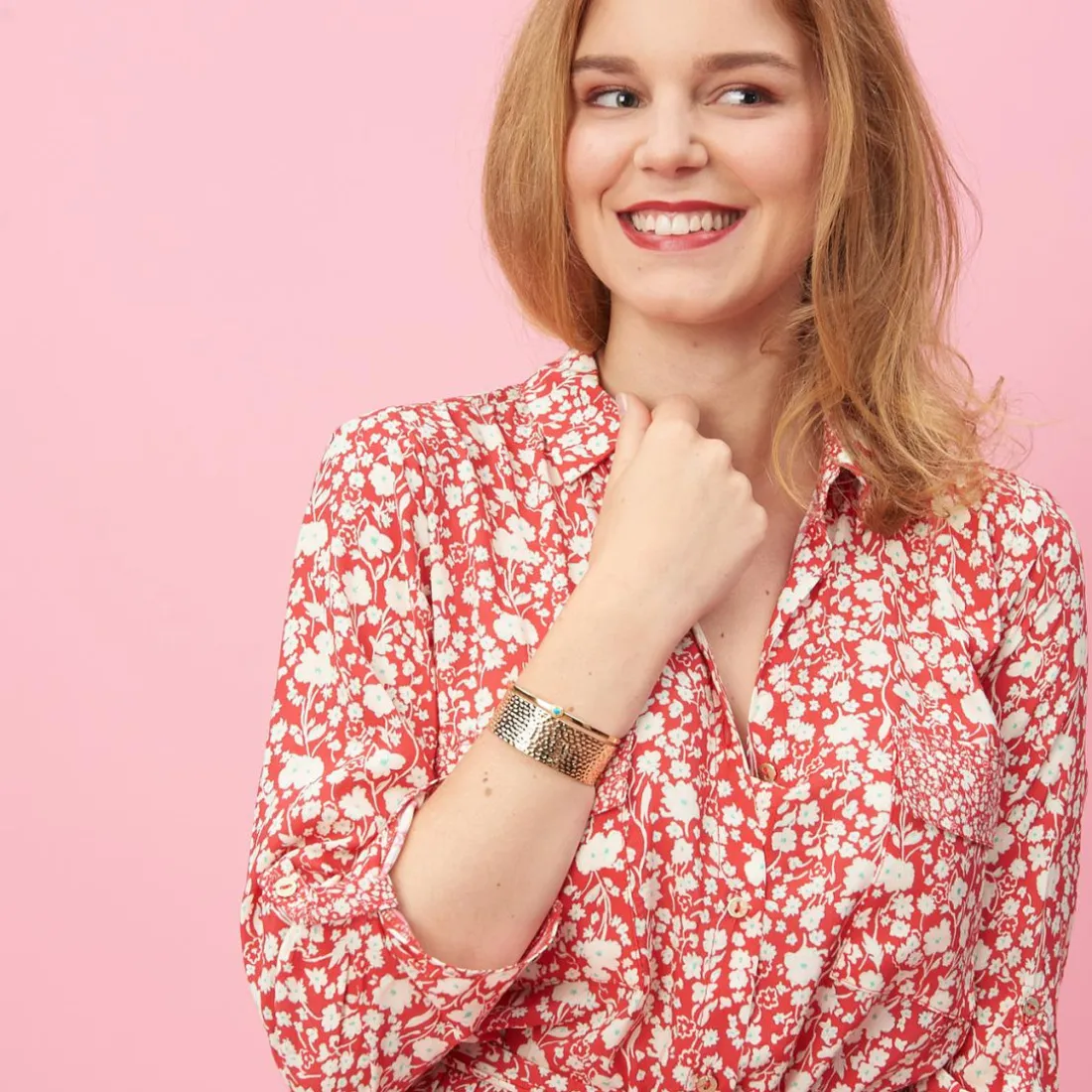 Robe chemise ceinturée imprimée rouge en viscose