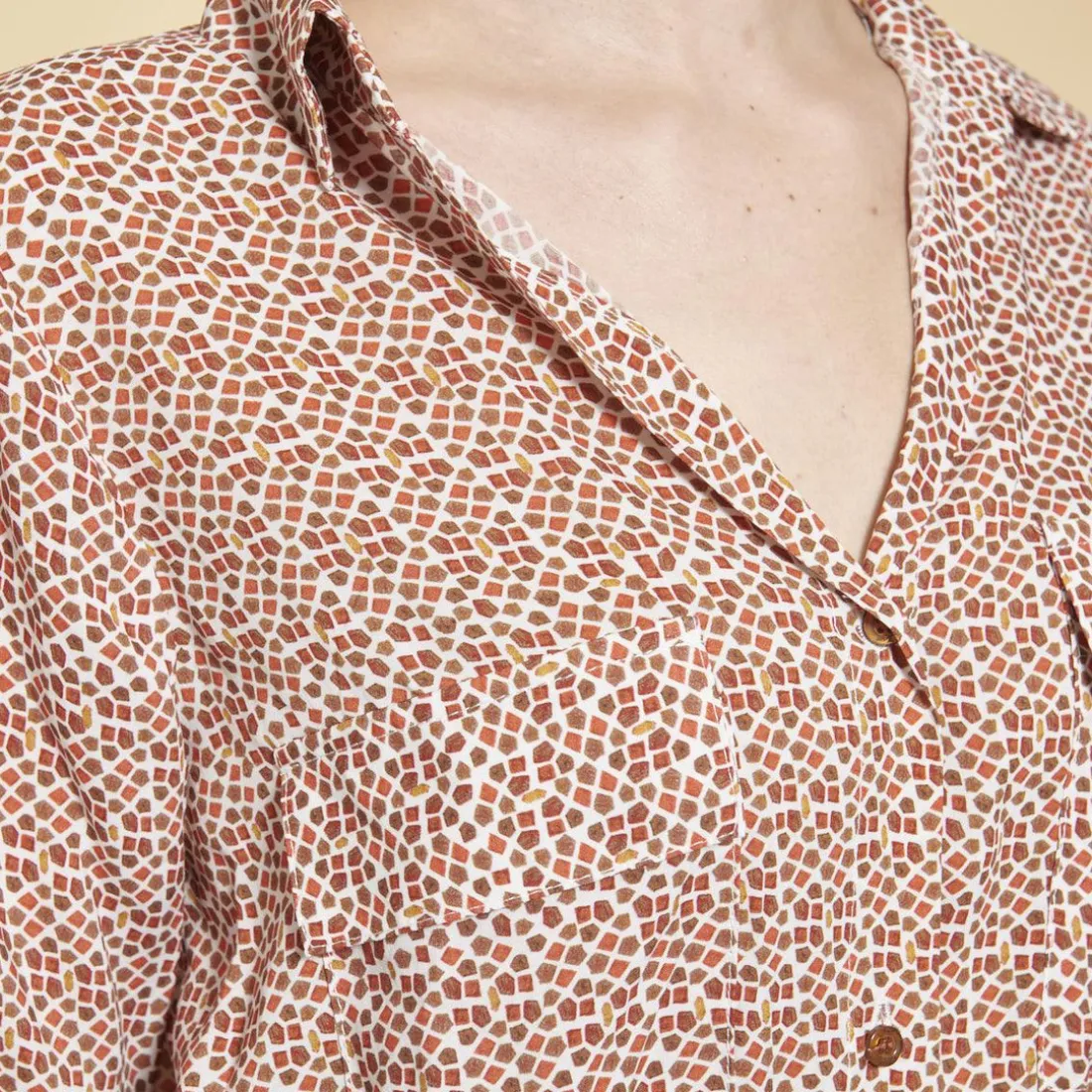 Robe chemise ceinturée imprimée rouge en viscose