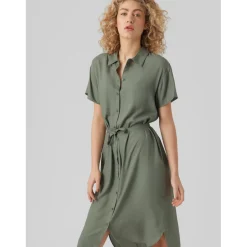 Robe chemise Regular Fit Col chemise Manches courtes Au-dessus du genou vert en viscose