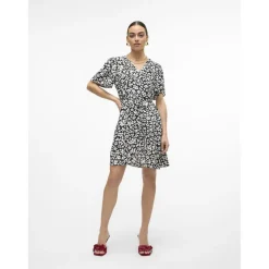Robe court col en v manches larges manches courtes noir Kai