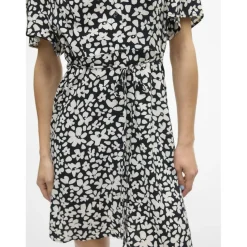 Robe court col en v manches larges manches courtes noir Kai