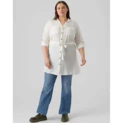 Robe courte avec col chemise blanc
