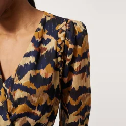 Robe courte cintrée marron