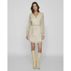 Robe courte gris clair