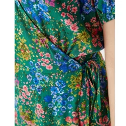 Robe courte impirmée portefeuille vert en viscose