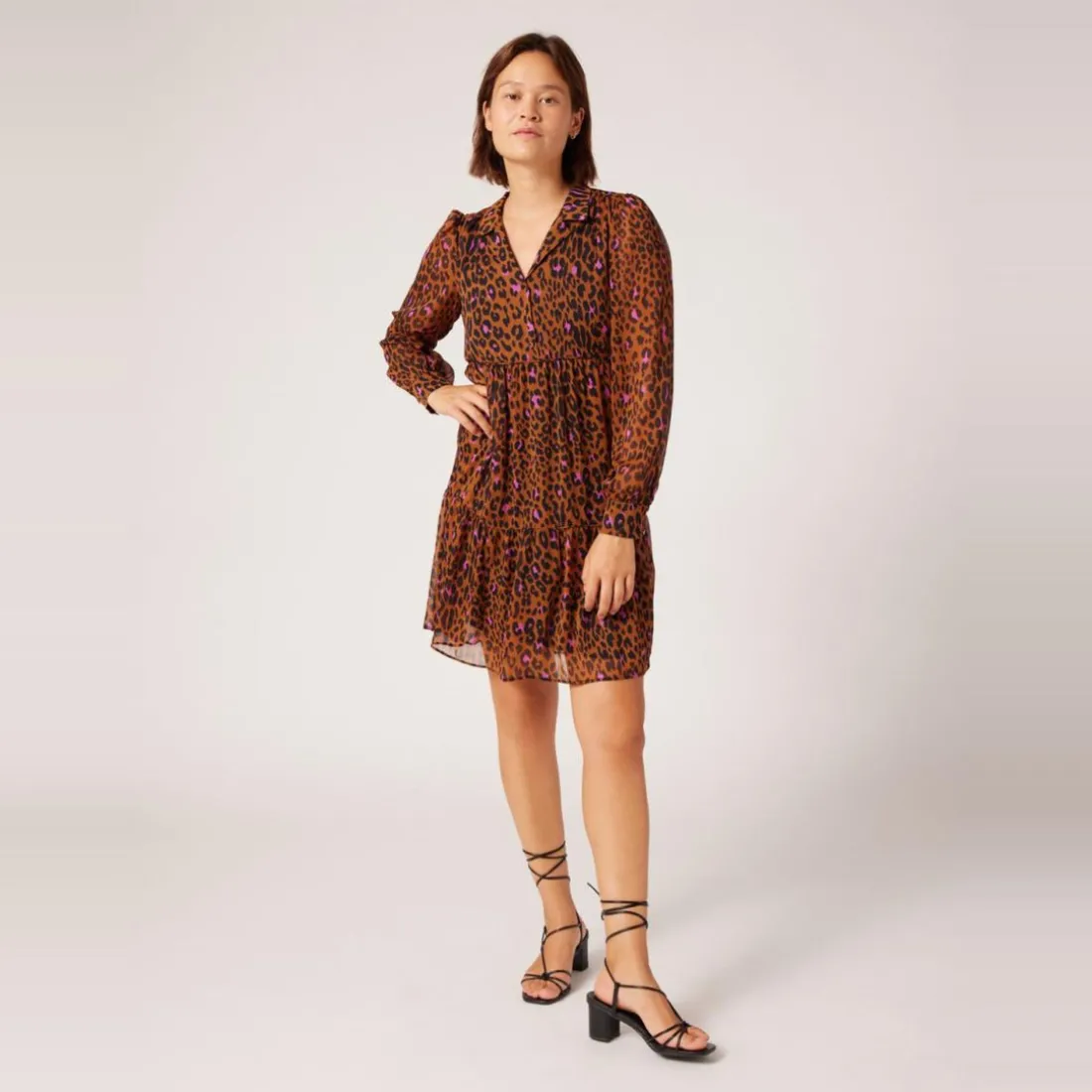 Robe courte imprimée marron