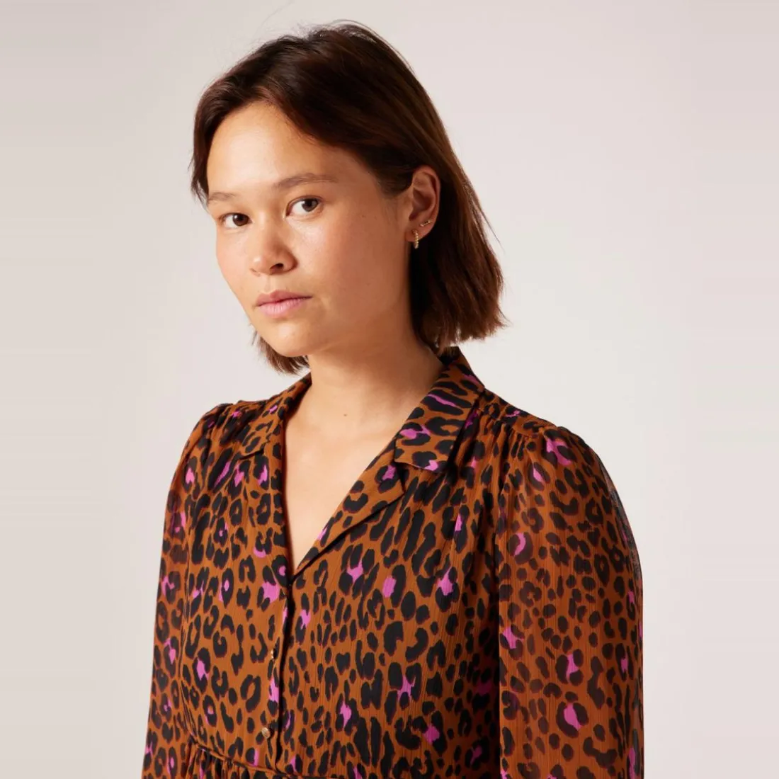 Robe courte imprimée marron