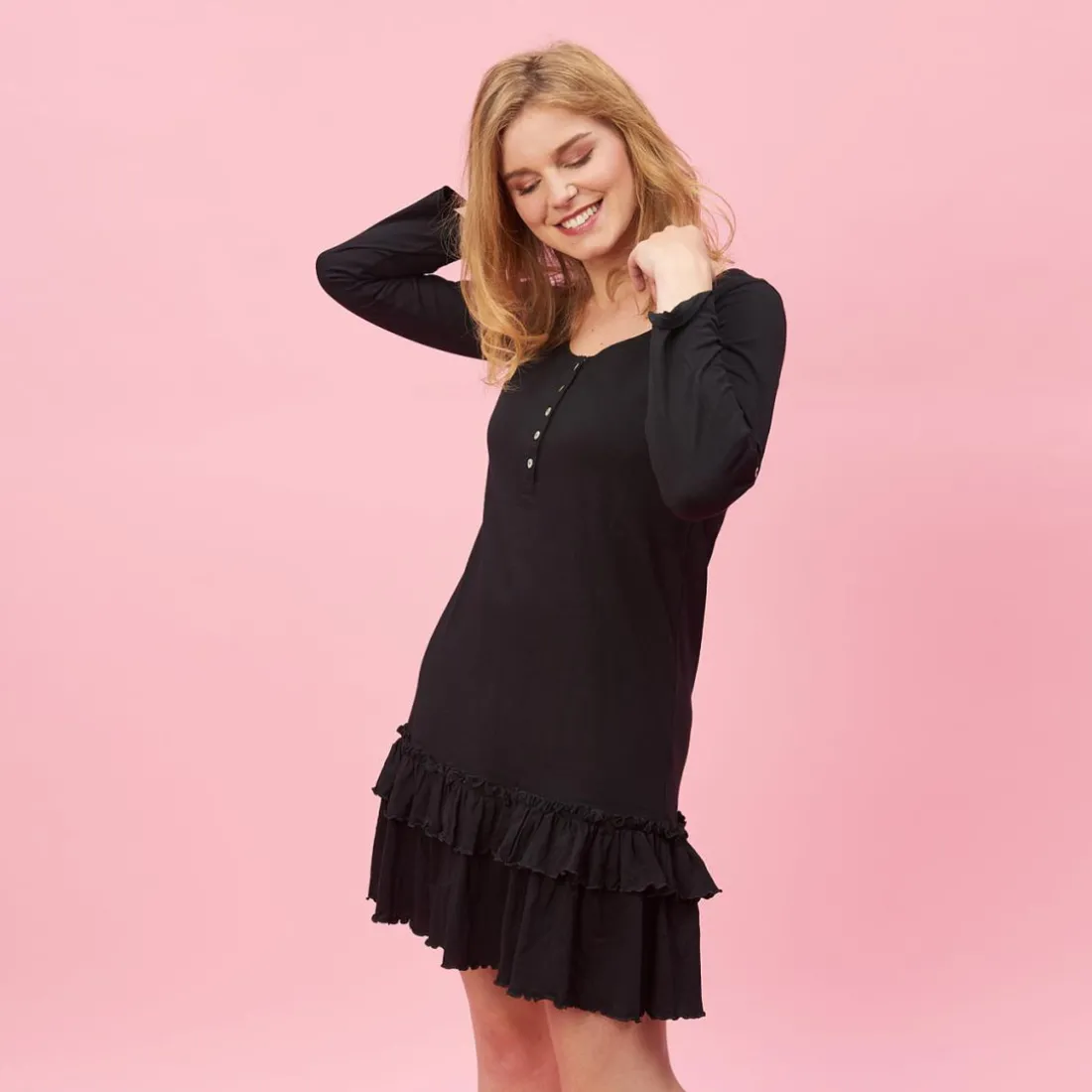 Robe courte manches longues ajustables bas volanté imprimé dos femme - Noir en coton