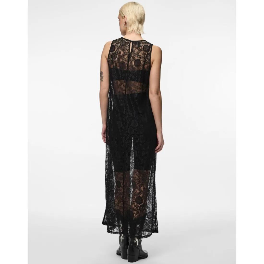 Robe longue en dentelle Colline noir Anya