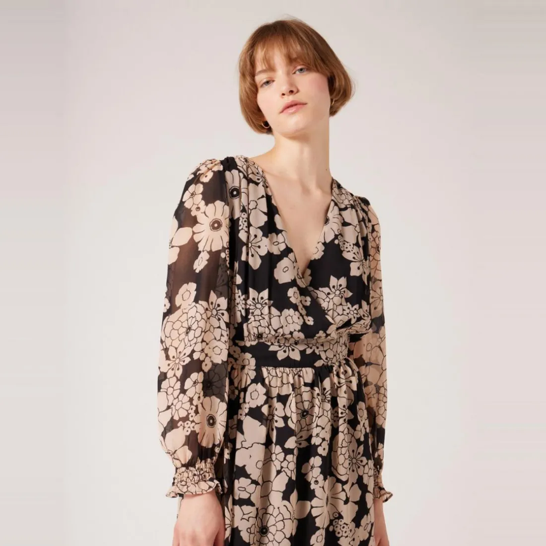 Robe longue imprimée cache-coeur noir