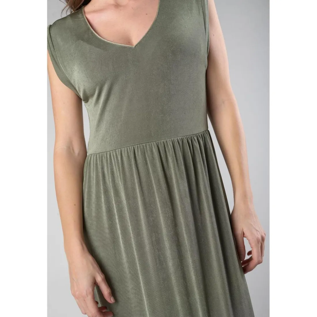 Robe longue Nata kaki vert