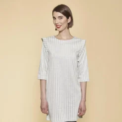Robe manches 3/4 volants sur épaules femme - écru blanc