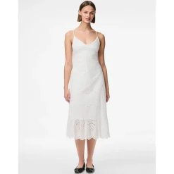 Robe manches courtes à motifs brodés Vilde blanc en coton Fern