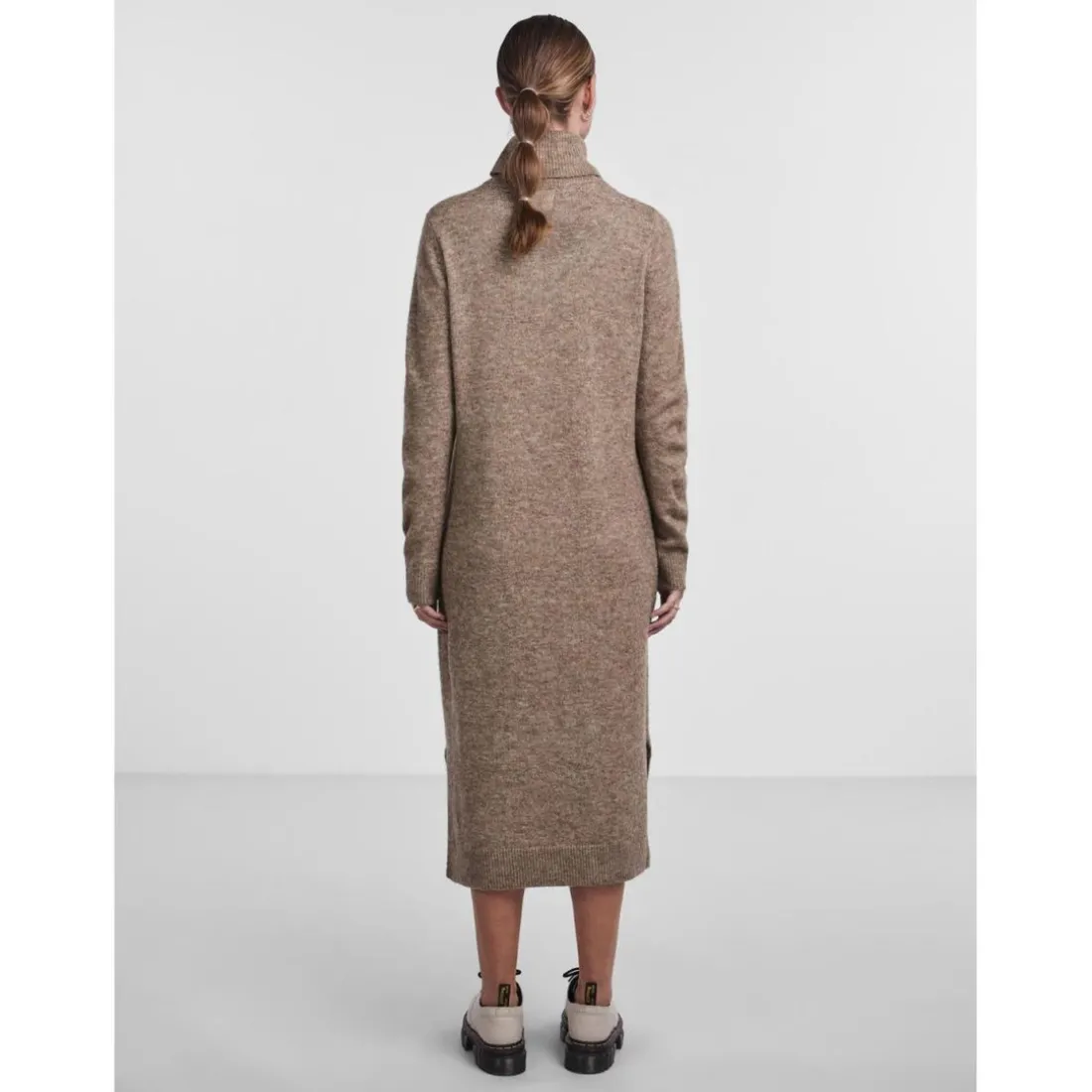 Robe midi en maille marron Lia