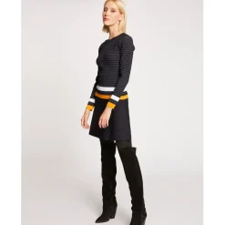 Robe patineuse à bandes contrastantes bleu marine en viscose