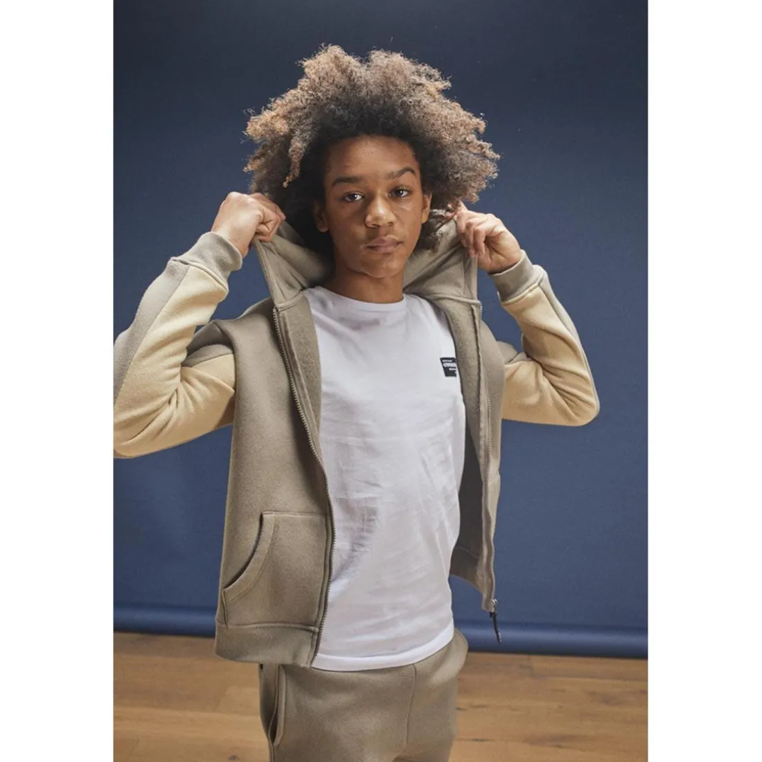 Sweat-Shirt capuche garçon METROBO blanc en coton