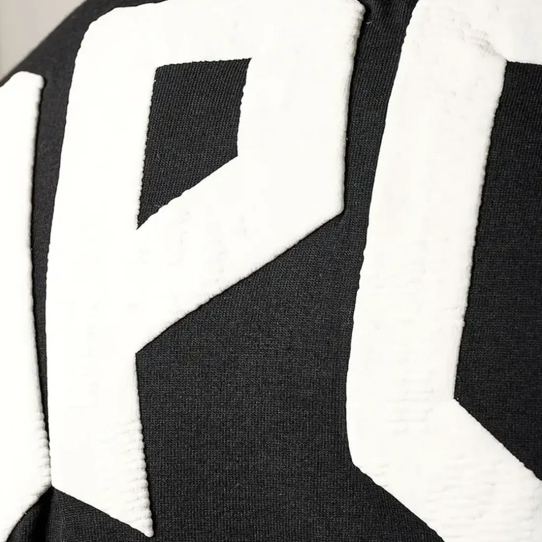 Tee Shirt Manches Courtes en coton TAZ Black noir