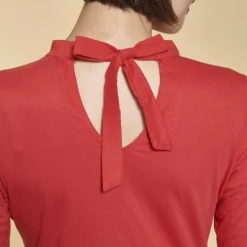 Tee-shirt col en V devant et dos manches 3/4 femme - Rouge